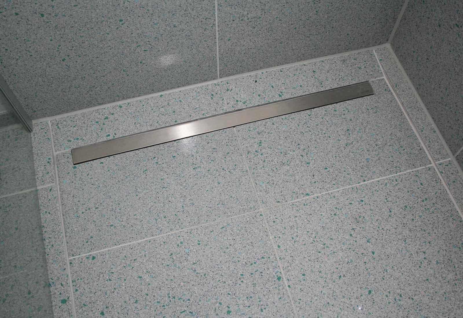 Barrette de finition wedi Fundo pour évacuation linéaire en inox, surface brossée