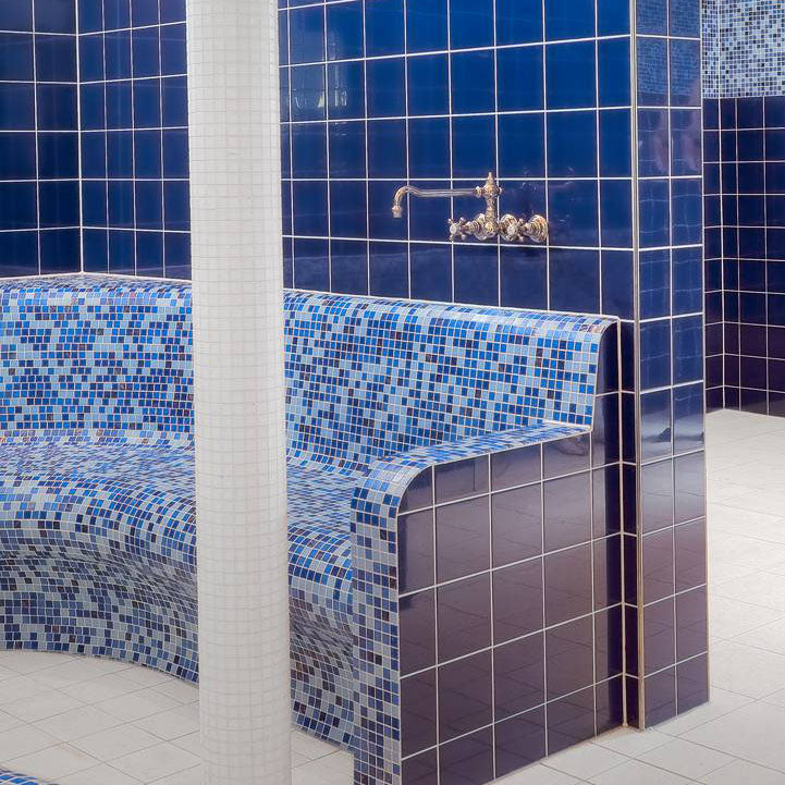 Socle d’angle à 90° de banquette wedi Sanoasa Comoda, pente vers l’avant